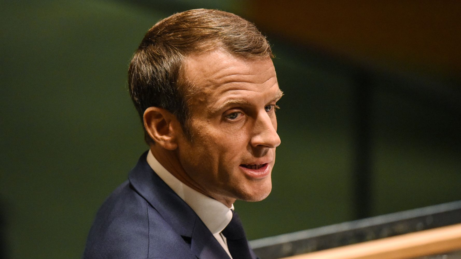 Sur L Immigration Macron Ne Veut Pas Ajouter De La Misere A La Misere Le Huffpost