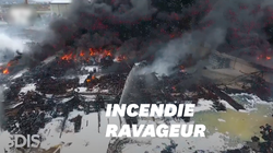 Les images impressionnantes de l’incendie de l’usine Lubrizol à Rouen vu du