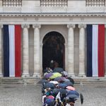 L'hommage à Jacques Chirac a débuté par un moment