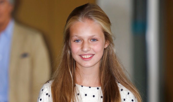 La princesa Leonor a la salida de su visita al rey Juan Carlos I el pasado mes de agosto en el Hospital Quirón.