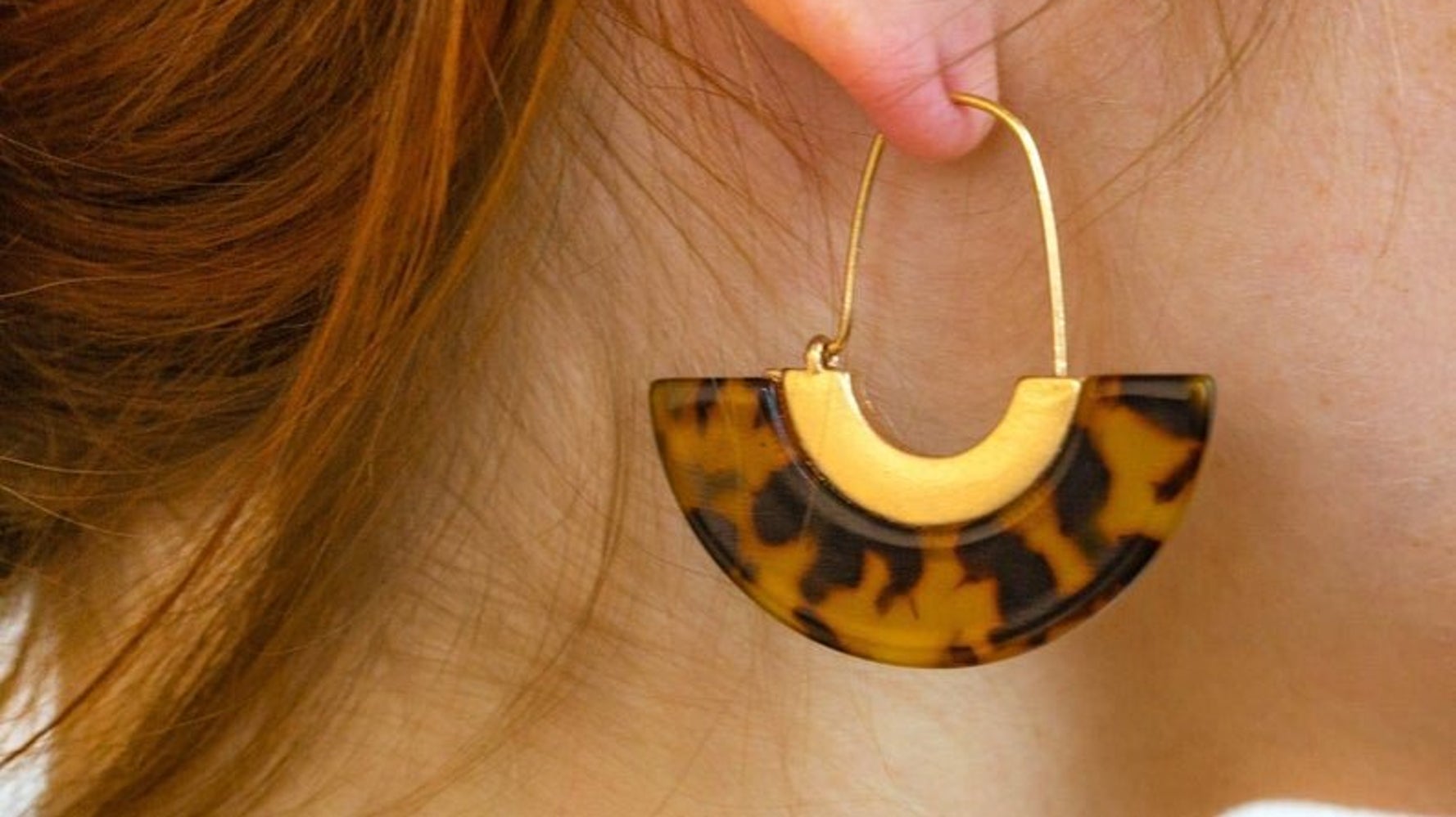 Large tortoise online hoop earrings