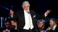 Placido Domingo accepte “toute la responsabilité” des accusations de harcèlement