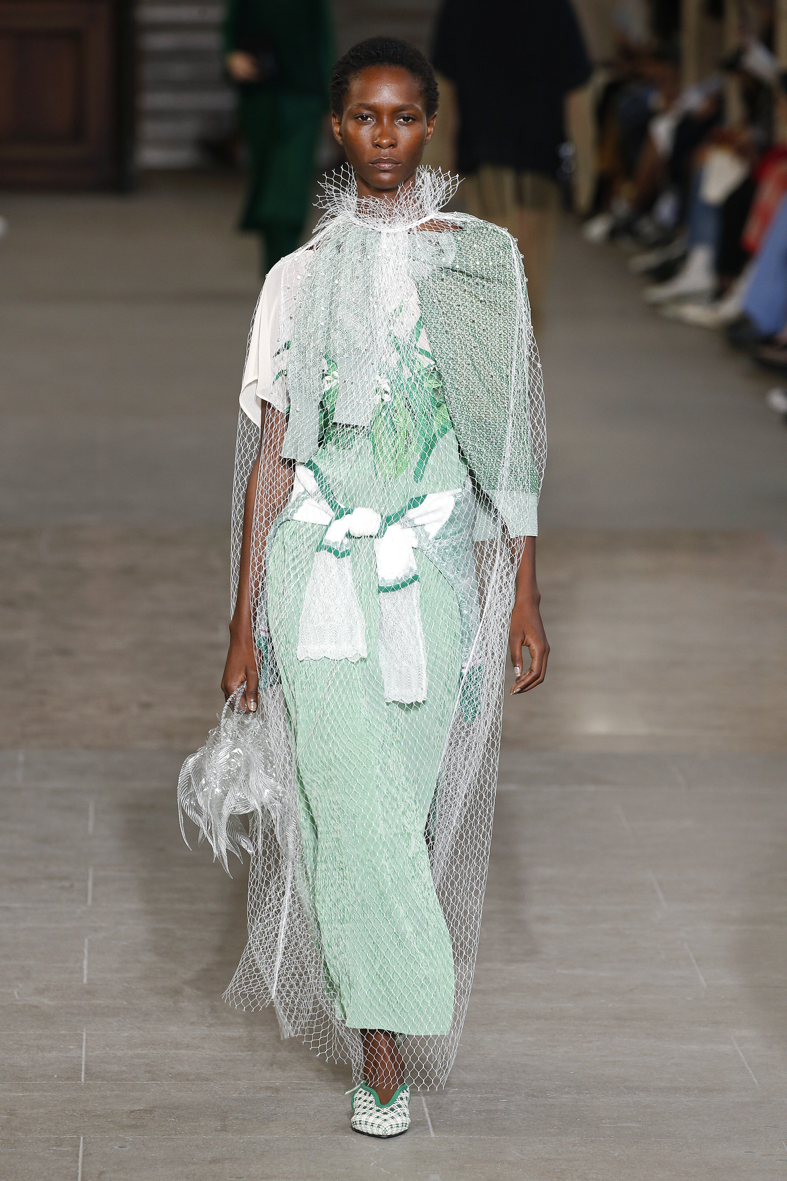 Viktor & Rolf Spring 2023 Proves There Are Many Ways to Wear a Ballgown -  Fashionista