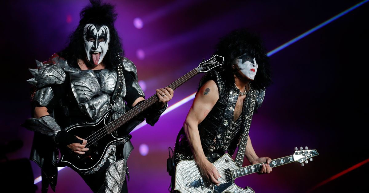 Вокалист группы kiss