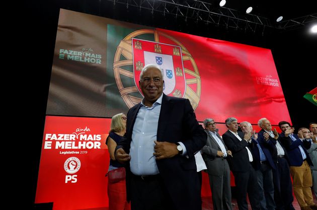 El primer ministro y candidato socialista Antonio Costa, el pasado 24 de septiembre, durante un mitin...