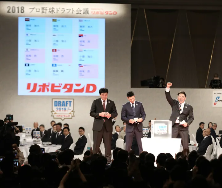 ドラフト会議19 佐々木 奥川だけじゃない 注目選手から隠し球まで150キロ超投手たちが目白押し ハフポスト News