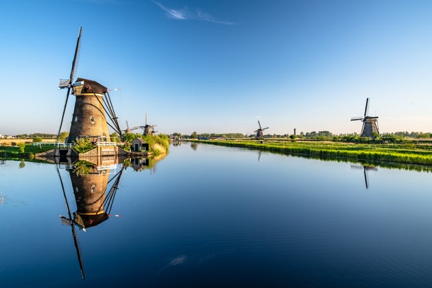 Γιατί η Ολλανδία αλλάζει το επίσημο όνομά της σε «Κάτω