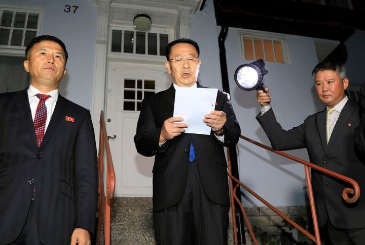 Ανακοινώσεις από την πλευρά των βορειοκορεατών διαπραγματευτών μετά τη διακοπή των συνομιλιών. 