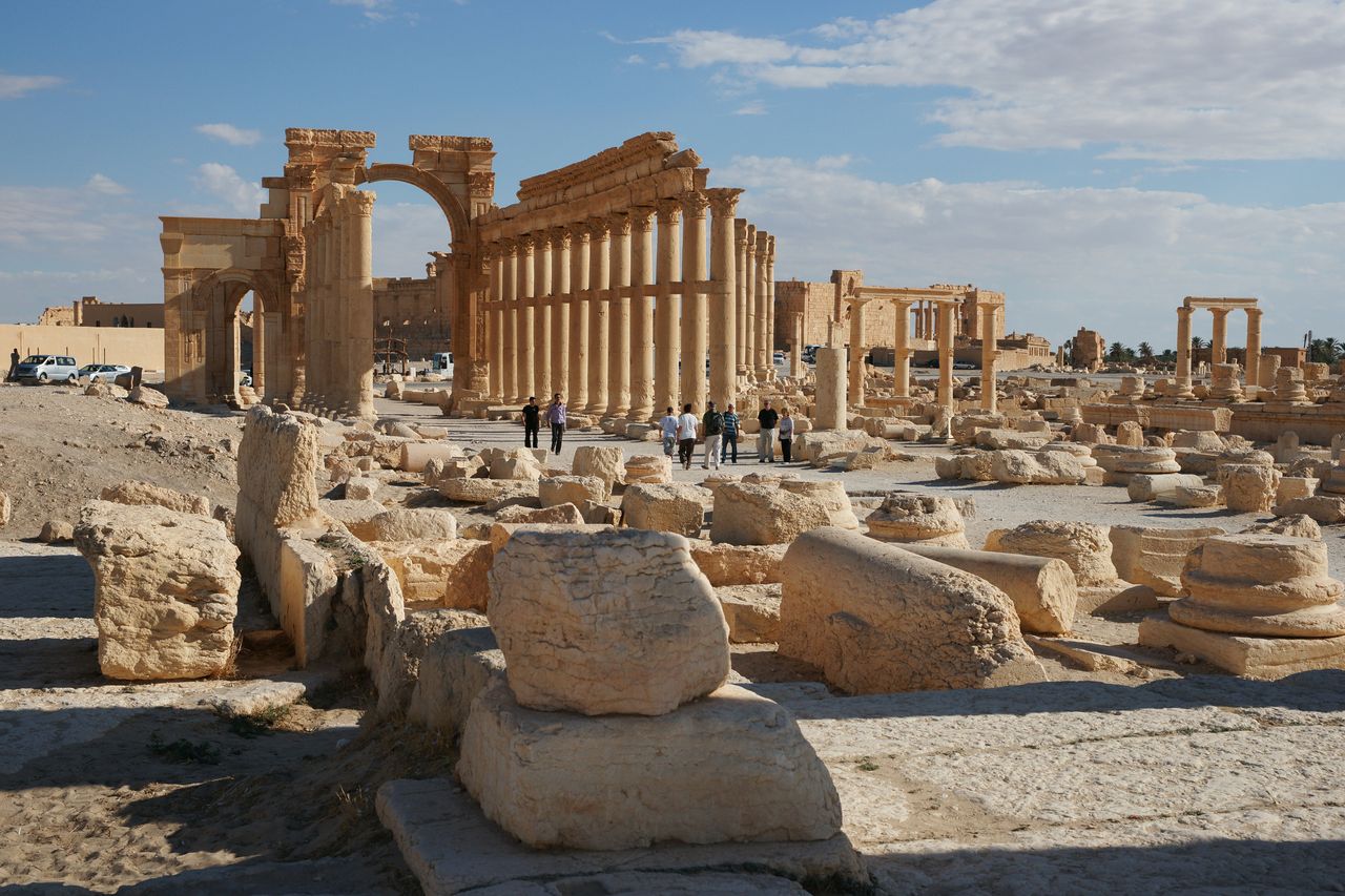 H Αψίδα του Θριάμβου, δυο χιλιάδων ετών, στην Παλμύρα πριν την καταστροφή της από το Ισλαμικό Κράτος. 