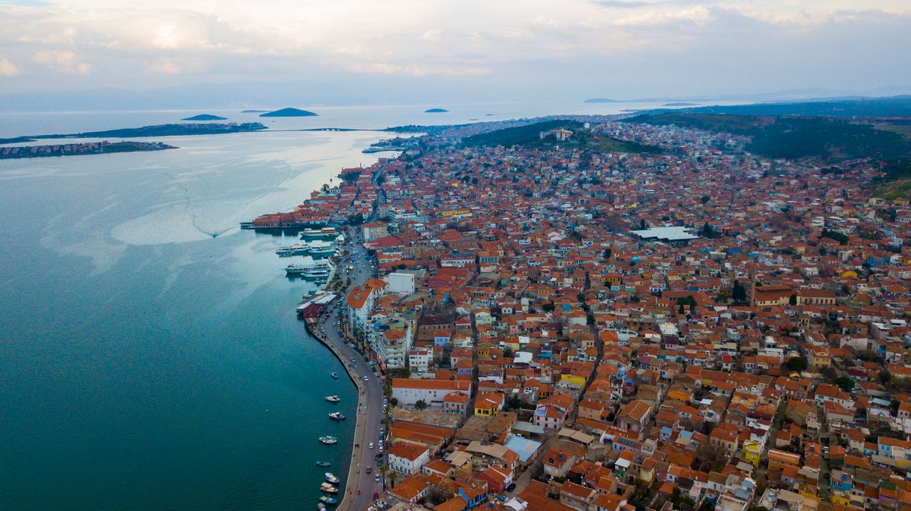 Το Αϊβαλί στις τουρκικές ακτές του Αιγαίου