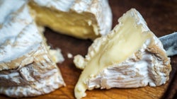 Sanidad retira 13 lotes más de queso francés por posible listeria y