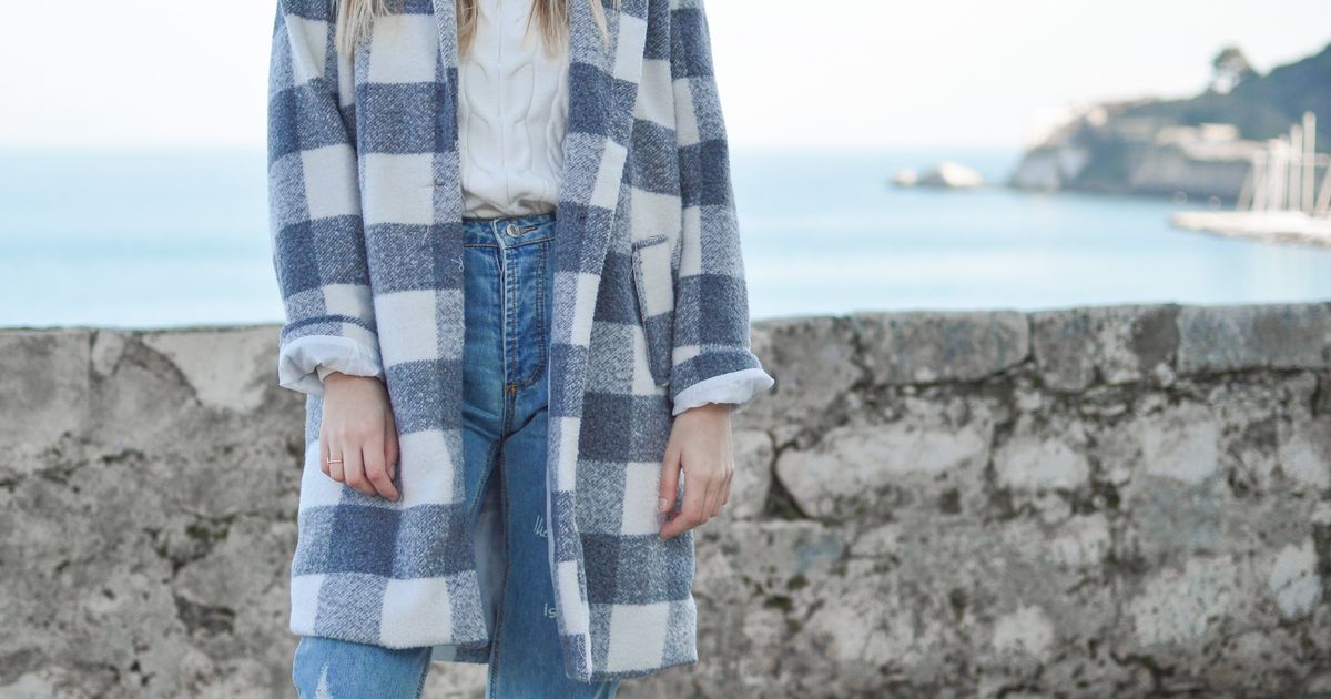 15 Gorgeous Plaid Coats For Fall That Make A Statement