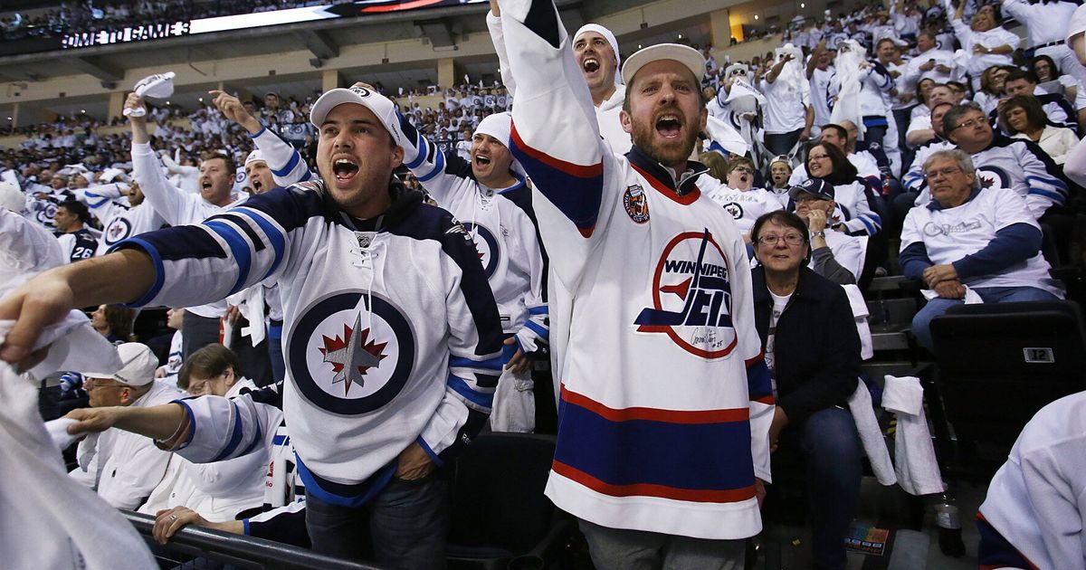 Welcoming crowd, new jerseys put pep in Jets' step – Winnipeg Free