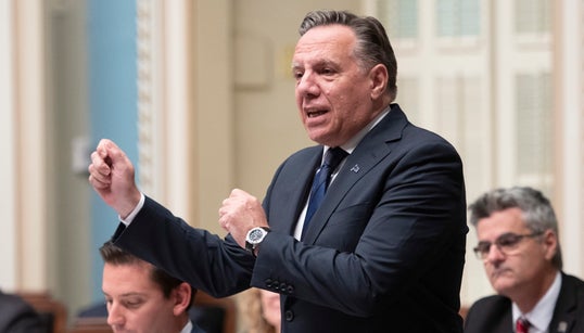 Manif sur le pont Jacques-Cartier: Legault blâme