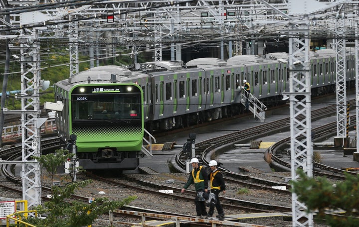 山手線＝東京都品川区 