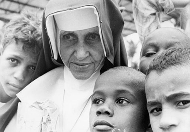 Primeira santa brasileira: Canonização de Irmã Dulce reconhece trabalho