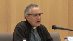 El canónigo de la catedral de Valencia muere atragantado durante el banquete de la boda que acababa de