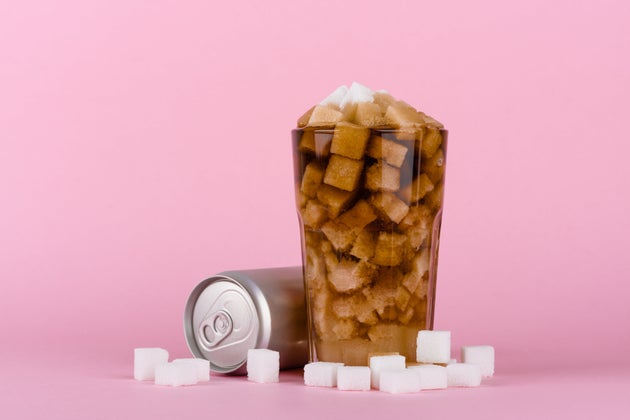 Os alimentos que você deve evitar para prevenir doenças cardiovasculares e