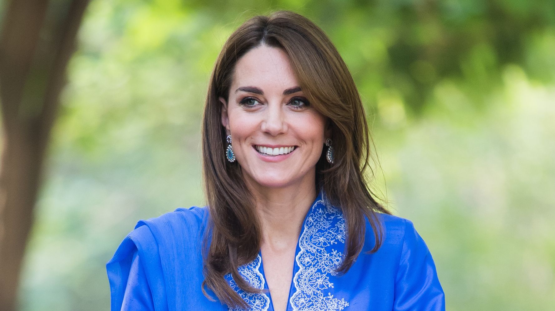 kate-middleton-s-royal-tour-outfits-are-making-pakistani-fans-proud-of