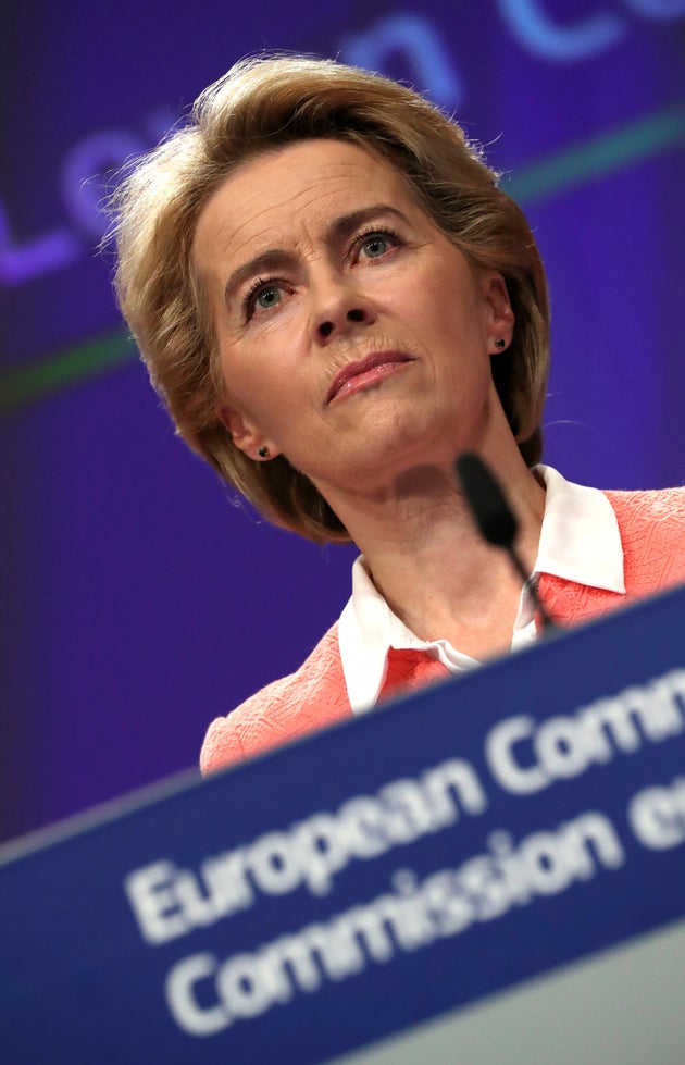 Ursula slitta a dicembre, la manovra sul tavolo di Moscovici