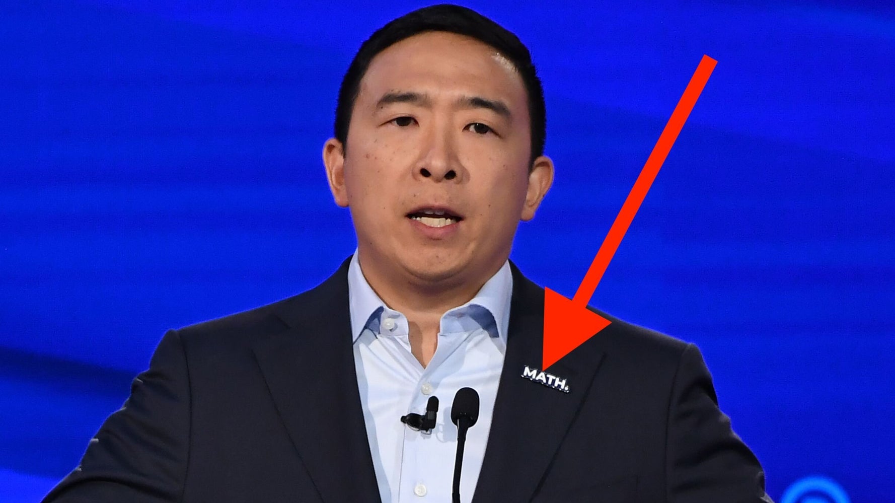 The Surprise Star Of The Democratic Debate Was On Stage But Never Said A Word Huffpost