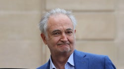 Attali contredit Elkabbach et “ne viendra plus sur CNews pour le