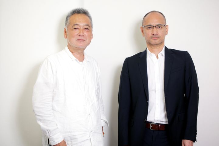 左から、瀬々敬久（ぜぜ・たかひさ）監督と原作者の吉田修一さん