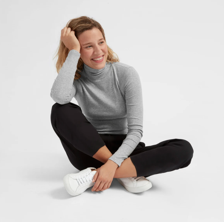 <a href="https://www.everlane.com/products/womens-pima-micro-rib-turtleneck-heathergrey?utm_medium=cpc&amp;utm_source=pla-google&amp;utm_campaign=838131515&amp;utm_content=358425683702&amp;utm_term=pla-357964949256&amp;adgroup=75008406600&amp;pid=3920-19645&amp;device=c&amp;gclid=Cj0KCQjw_5rtBRDxARIsAJfxvYBWPLrt4HhMwWlQZOO-3p5mdlLRoOyMjrmrWg2e0_jfhP473_AmmbkaAv-BEALw_wcB" target="_blank" rel="noopener noreferrer">Everlane,&nbsp;The Pima Micro Rib Turtleneck, $35</a>