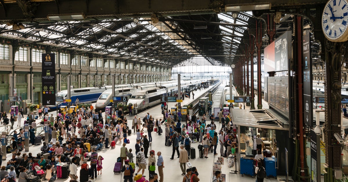 Greve Surprise A La Sncf Voici Les Lignes Et Regions Perturbees Par Le Mouvement Social Le Huffpost