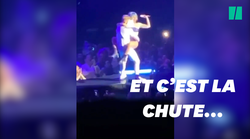 Lady Gaga tombe de scène avec un fan en plein concert à Las