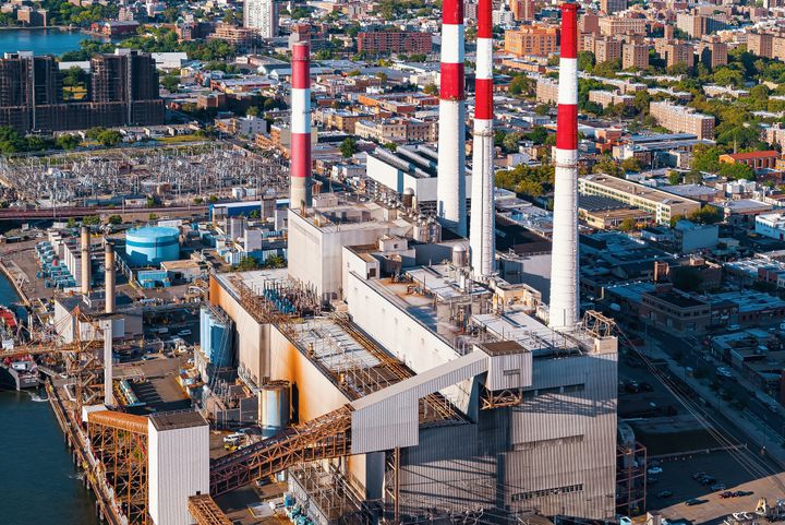 The Ravenswood Generating Station, which looms over Queensbridge Park, contributes to lower air quality near a massive public housing complex.