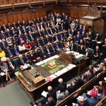 Le Parlement britannique reporte le vote sur l'accord de