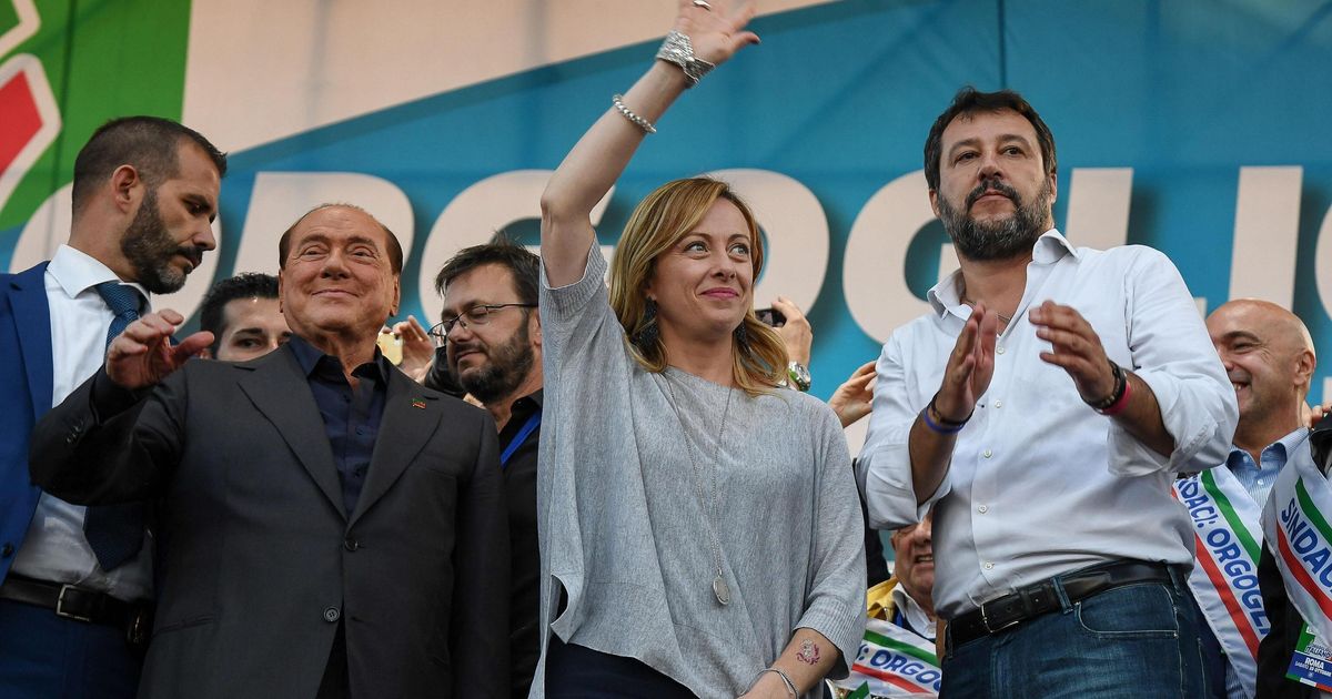 La destra battezza la leadership di Salvini | L'HuffPost