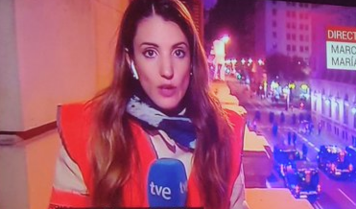 Cobertura de TVE durante los disturbios en Cataluña.