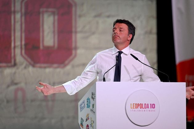 Risultati immagini per Se Zingaretti s’arrabbia, Renzi ha fatto strike