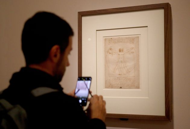 Avec De Vinci Au Louvre Que Font Les Musees Pour Vous Eviter Les Files D Attente Le Huffpost