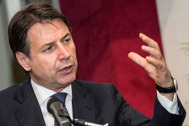 Giuseppe Conte, avvocato in difesa