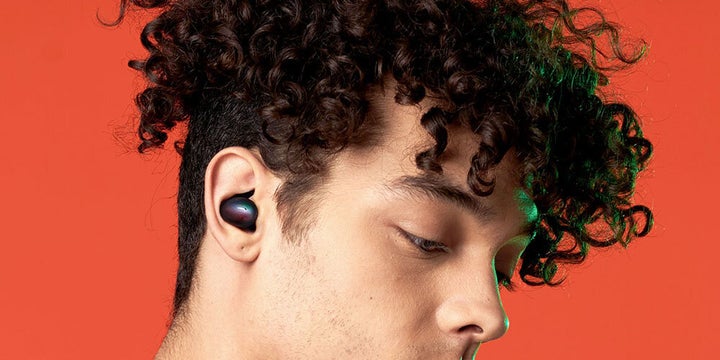 Made for people with active lifestyles, the Cresuer Touchwave Earbuds are dust-proof, rain-proof and sweat-proof.