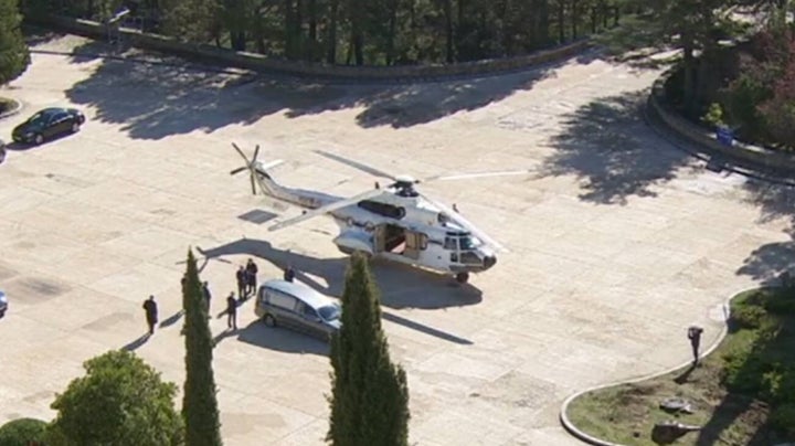 Los restos de Franco ya están junto al helicóptero que los llevará a Mingorrubio.