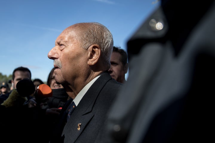 El golpista Tejero llegando a la manifestación franquista,