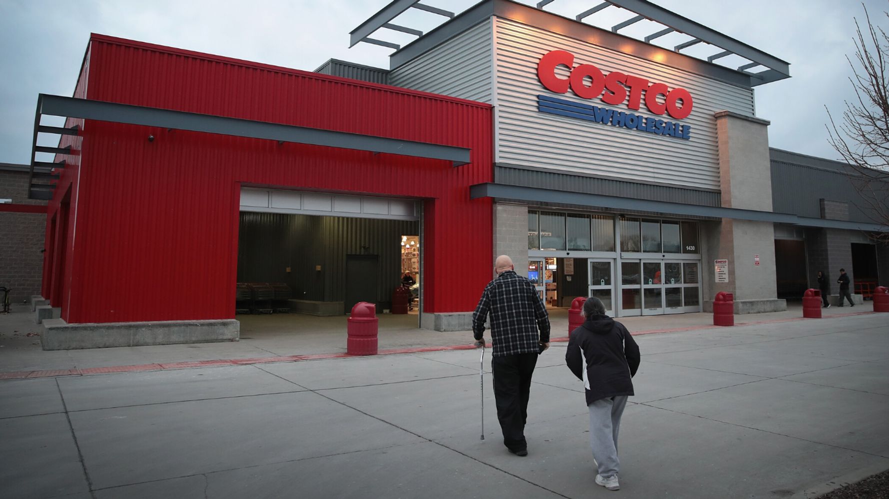 calgary-opens-first-costco-on-indigenous-reserve-huffpost-news