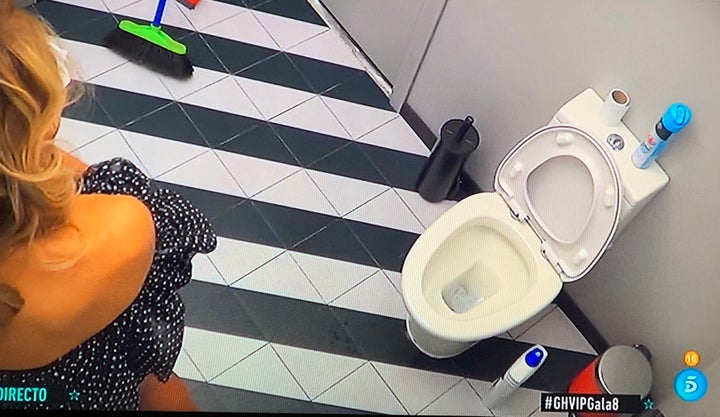 La imagen de Alba Carrillo en el baño de 'GH Vip'.