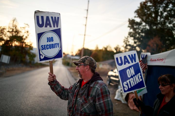 United Auto Workers members picket outside the Bedford Casting Operations plant in Bedford, Indiana, on Oct. 18, 2019. 