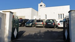 Al menos dos heridos en un tiroteo frente a la mezquita de Bayona