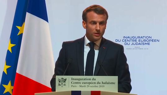 “La République fait bloc”: l’hommage de Macron aux victimes de l’attaque à