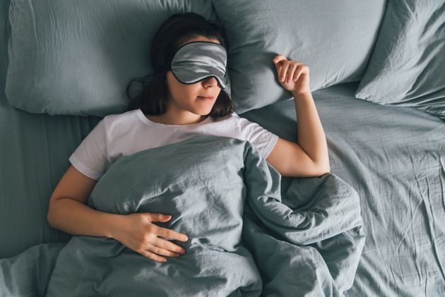 13 Things Sleep Experts Would Never, Ever Keep In Their Bedroom
