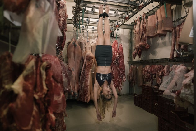 «Αξύριστα πηγούνια»