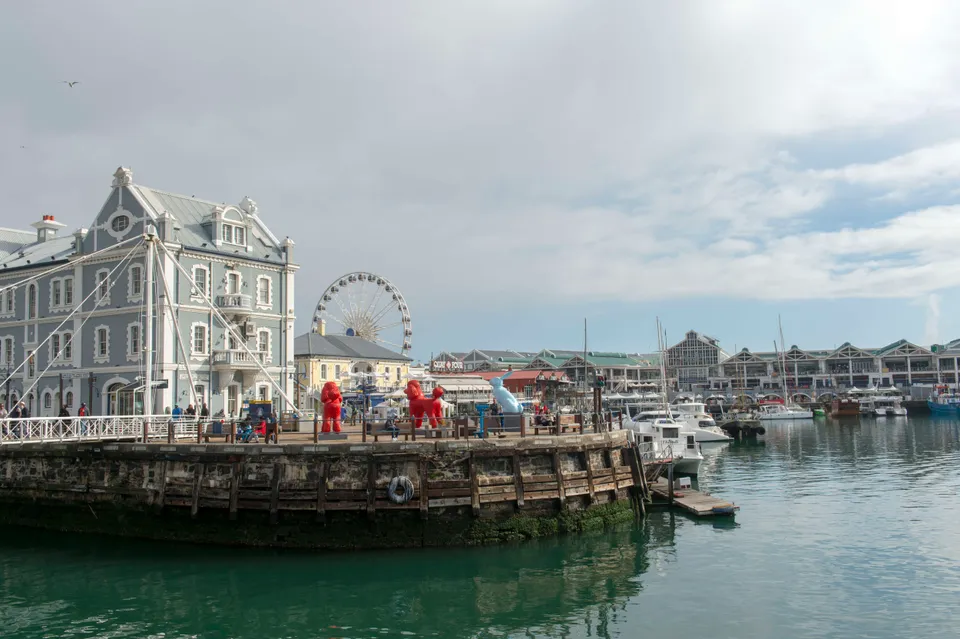 The V&A Waterfront in Cape Town is expecting high property sales this  summer - Market News, News