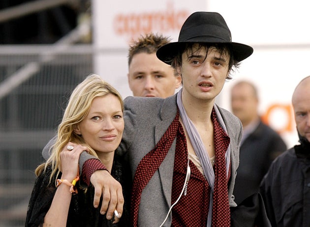 Pete Doherty L Ex Compagno Di Kate Moss Arrestato Per Droga A Parigi L Huffpost