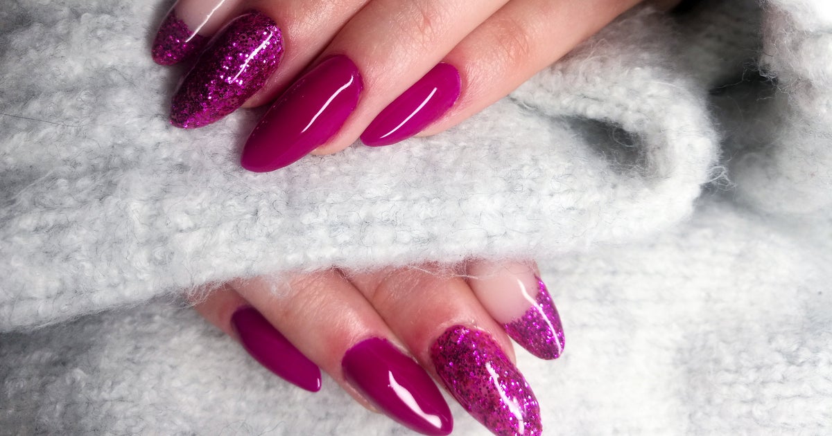 Powder Dip vs. Gel Manicures Which Is Better For Your Nails